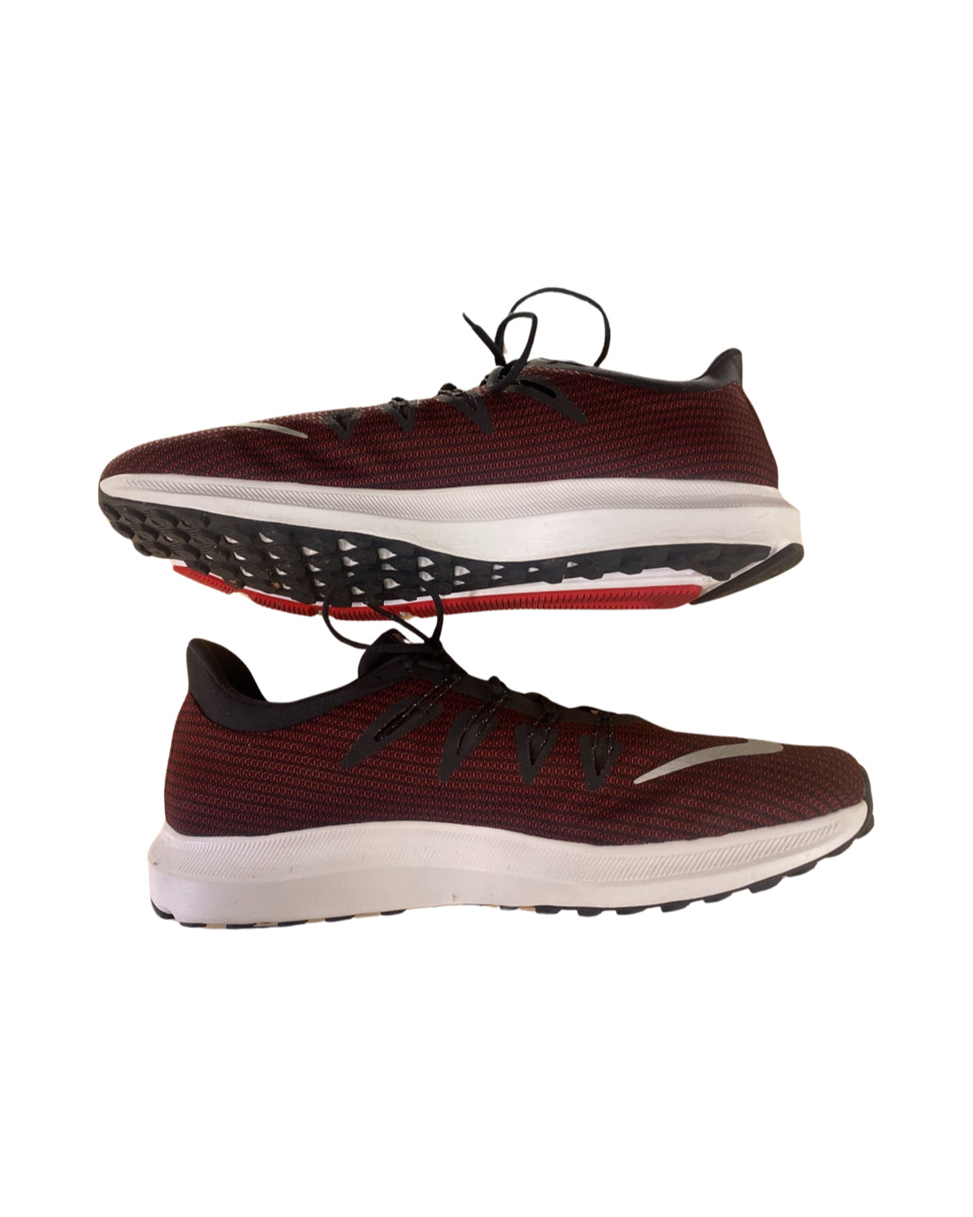NIKE QUEST 2 RUNNING SNEAKER RED/BLK SIZE 14