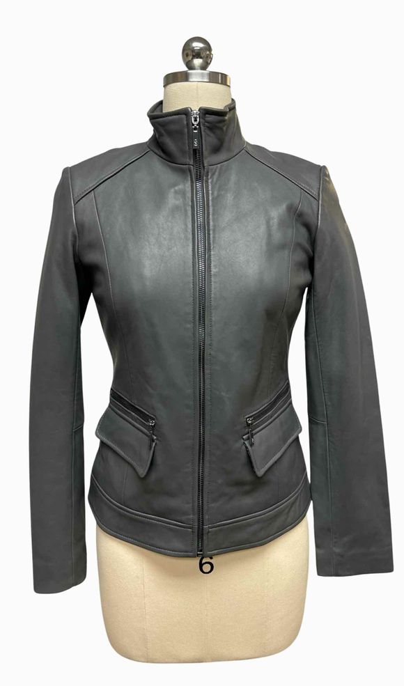 COLE HAAN LAMBSKIN  WING COLLAR TAILORED FIT GRAY LEATHER JACKET SIZE XS