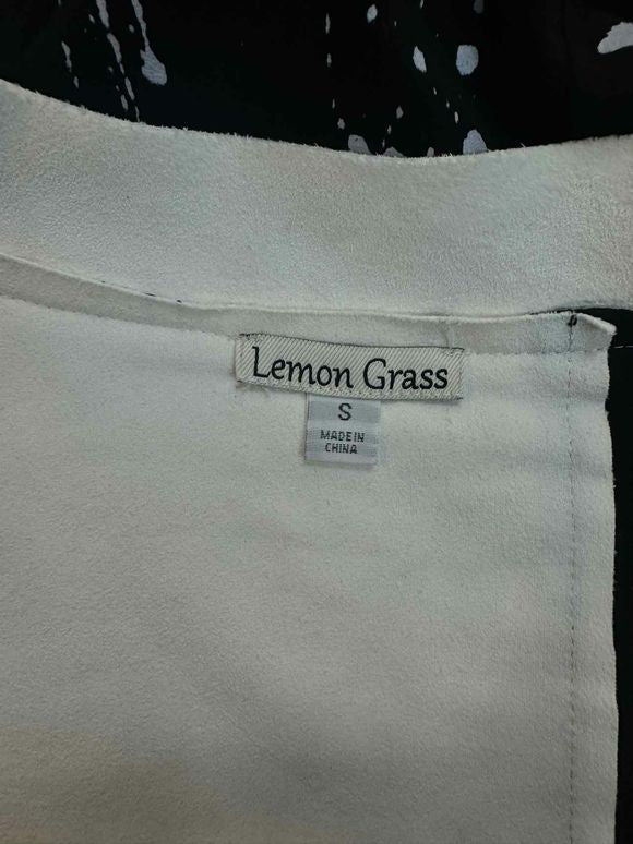 LEMON GRASS BOUTIQUE FAUX SUEDE ART TO WEAR TOPPER BLACK/WHITE JACKET SIZE S