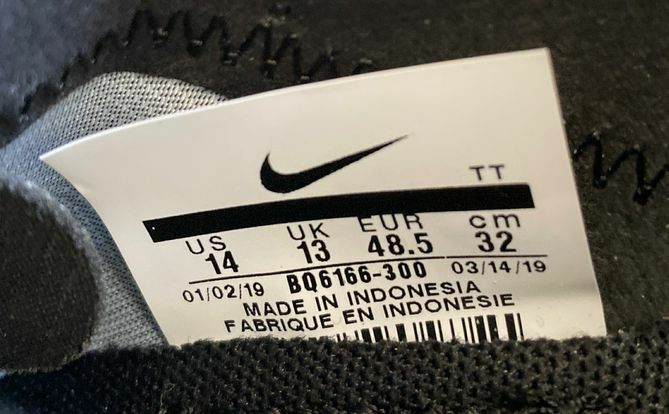 NIKE GRAY/PINK REACT ELEMENT 55 SNEAKERS SIZE 14