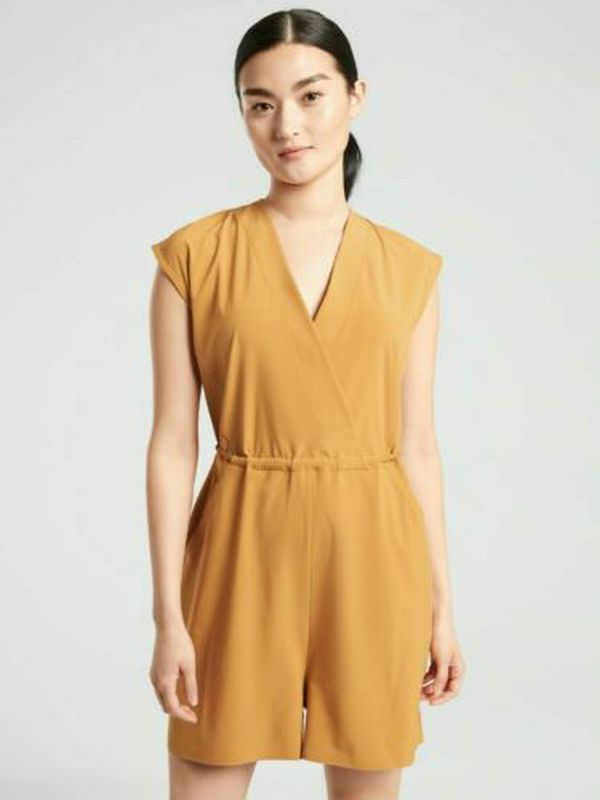 NWT! ATHLETA GOLDENROD MARLOW ROMPER SIZE LARGE