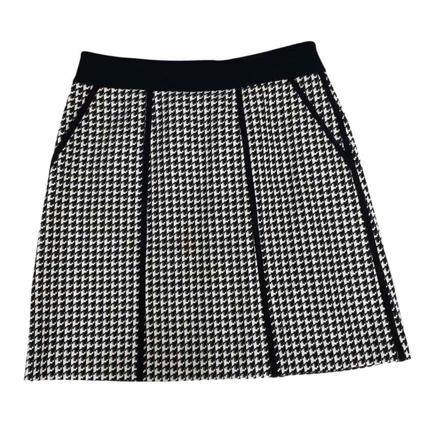 LAFAYETTE 48 BLACK/WHITE HOUNDSTOOTH PENCIL SKIRT SIZE 6