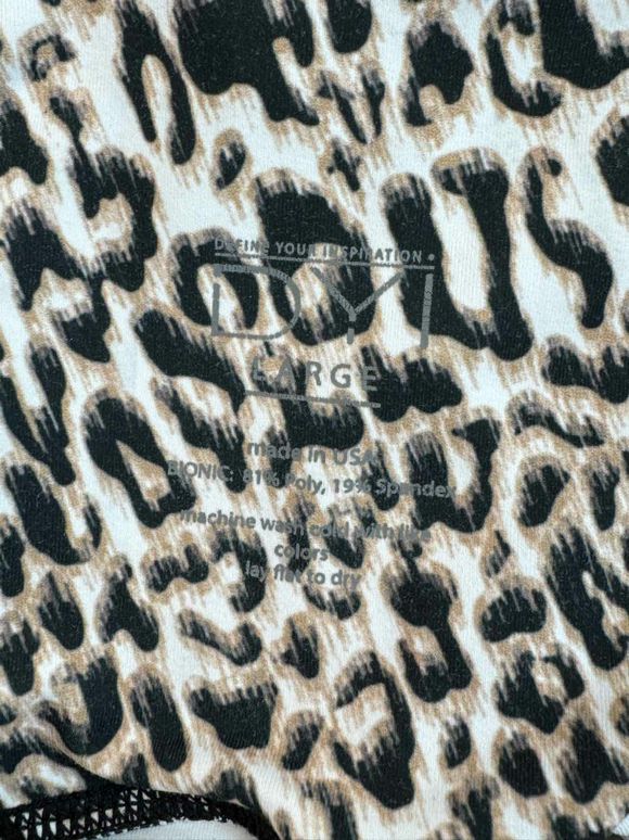 DYI HIGH WAISTED CHEETAH PRINT LEGGING SIZE L