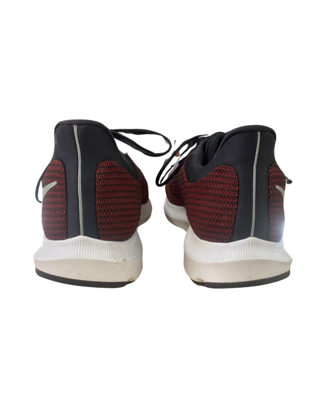 NIKE QUEST 2 RUNNING SNEAKER RED/BLK SIZE 14